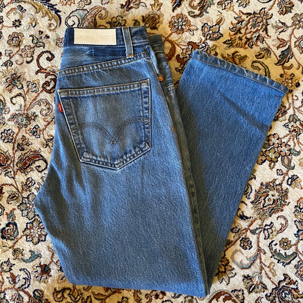 REDONE x LEVIS | High Rise Crop | Medium Blue | 26